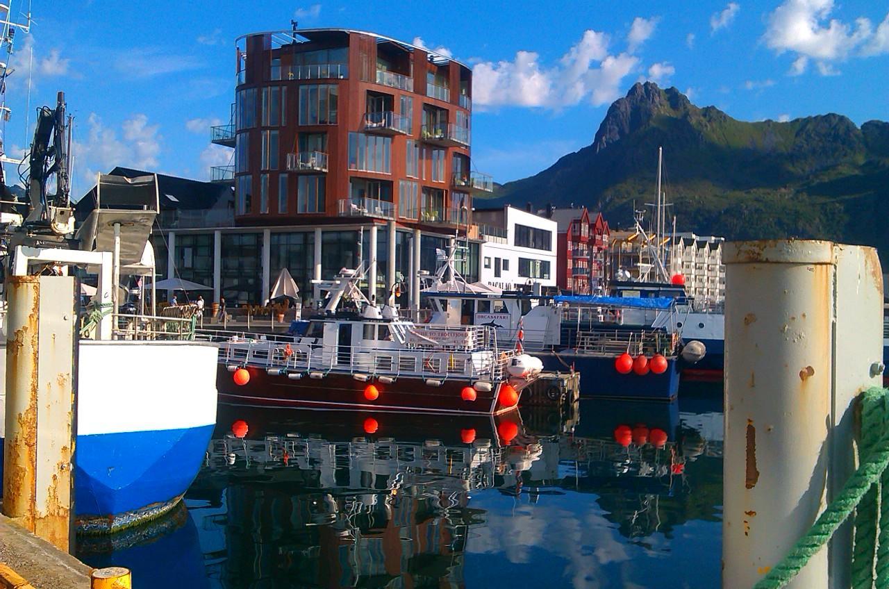 Berg Apartments สโวลแวร์ ภายนอก รูปภาพ